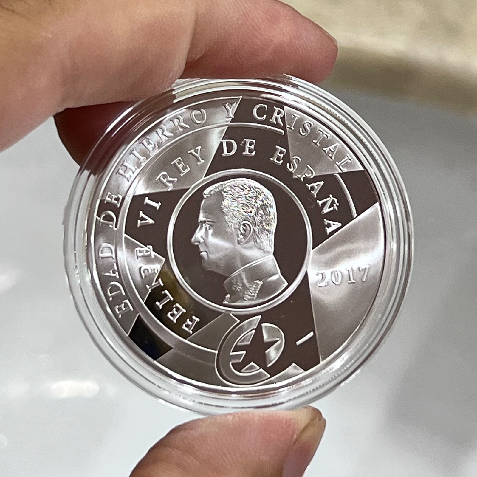 Moneda por mayatubers
