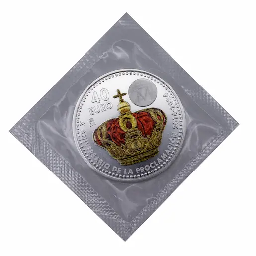 Presentación con caja y certificado (FNMT)