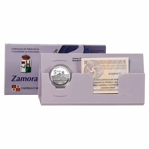 Presentación con caja y certificado (FNMT)