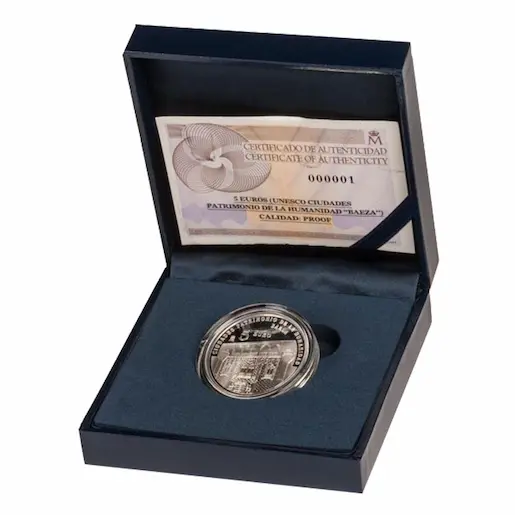 Presentación con caja y certificado (FNMT)